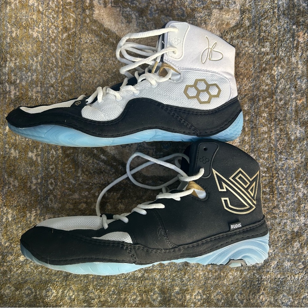 Rudis wrestling shoes